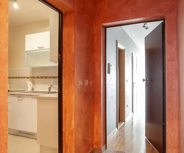 Apartment City Strand * Μακάρσκα